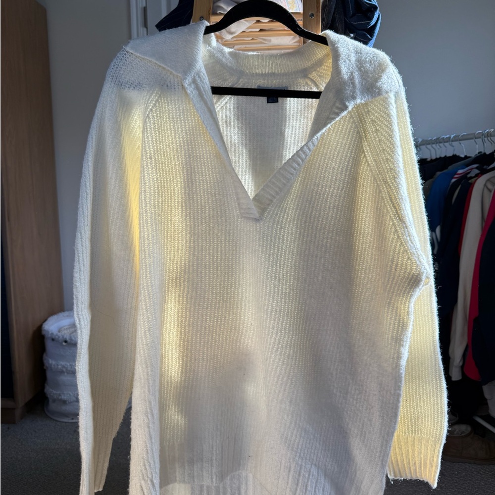 American Eagle Outfitters Cream Knit Sweater